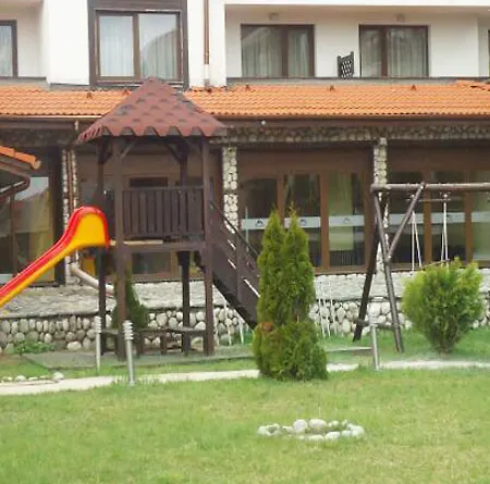 Апарт-отель Mountain Paradise By The Walnut Trees - Free Wellness 4*