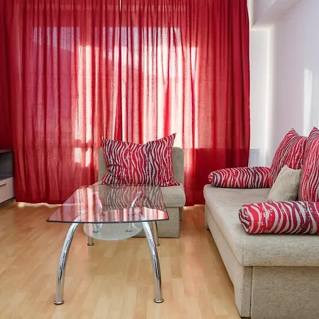 Апарт-отель Mountain Paradise Next To Sunrise 4*