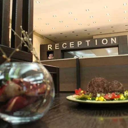 Apartahotel Mountain Paradise Next To Sunrise 4*