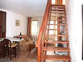 Mountain Paradise Next To Sunrise Apartahotel 4*