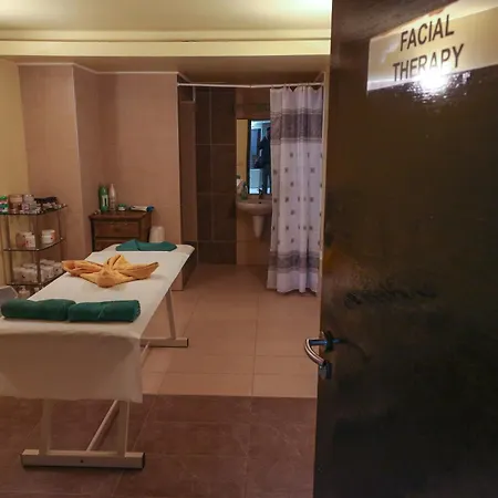 Mountain Paradise Next To Sunrise Bansko