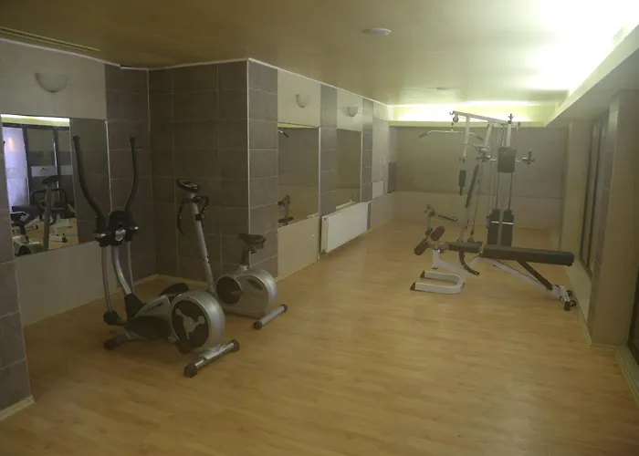 Mountain Paradise Next To Sunrise Apartmanhotel Banszko