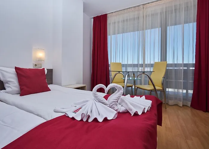 Apartmanhotel Mountain Paradise Next To Sunrise Banszko